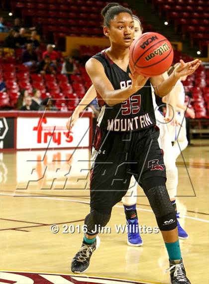Thumbnail 2 in Red Mountain vs. Mesquite (AIA D1 Quarterfinal)  photogallery.