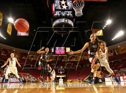 Thumbnail 2 in Red Mountain vs. Mesquite (AIA D1 Quarterfinal)  photogallery.