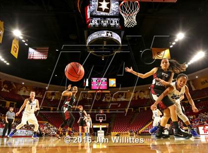 Thumbnail 1 in Red Mountain vs. Mesquite (AIA D1 Quarterfinal)  photogallery.