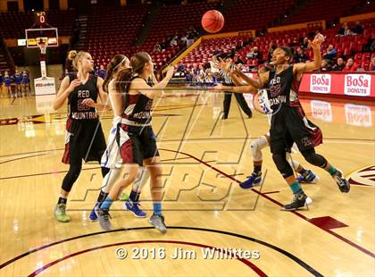 Thumbnail 2 in Red Mountain vs. Mesquite (AIA D1 Quarterfinal)  photogallery.
