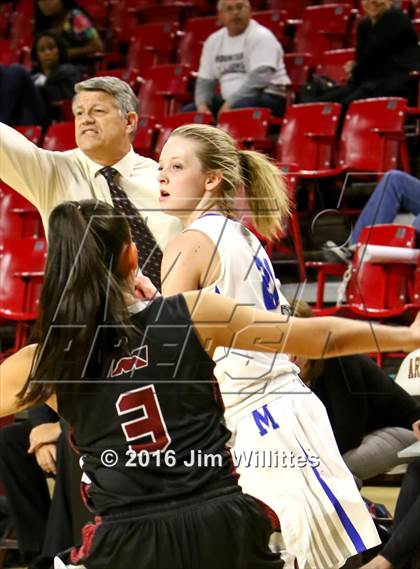 Thumbnail 1 in Red Mountain vs. Mesquite (AIA D1 Quarterfinal)  photogallery.