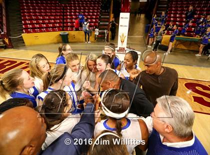 Thumbnail 3 in Red Mountain vs. Mesquite (AIA D1 Quarterfinal)  photogallery.
