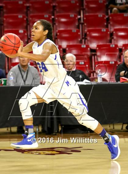 Thumbnail 3 in Red Mountain vs. Mesquite (AIA D1 Quarterfinal)  photogallery.