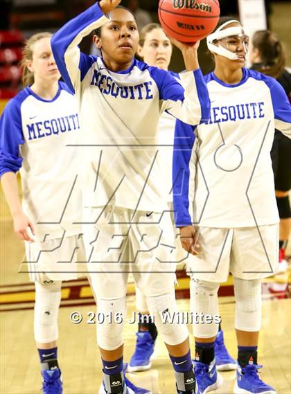 Thumbnail 2 in Red Mountain vs. Mesquite (AIA D1 Quarterfinal)  photogallery.
