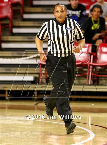 Thumbnail 3 in Red Mountain vs. Mesquite (AIA D1 Quarterfinal)  photogallery.