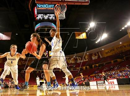 Thumbnail 2 in Red Mountain vs. Mesquite (AIA D1 Quarterfinal)  photogallery.