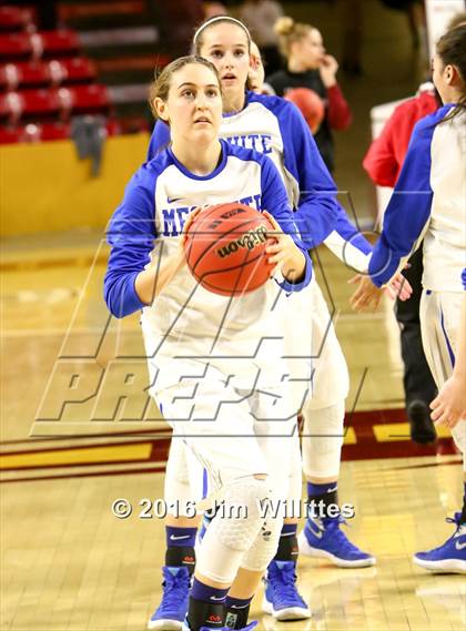 Thumbnail 2 in Red Mountain vs. Mesquite (AIA D1 Quarterfinal)  photogallery.