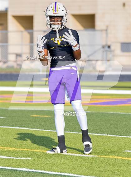 Thumbnail 2 in Freedom @ Lennard (Kickoff Classic) photogallery.