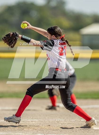 Thumbnail 2 in Lincoln High @ Lincoln Southeast photogallery.