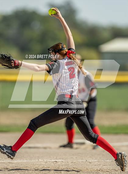 Thumbnail 3 in Lincoln High @ Lincoln Southeast photogallery.
