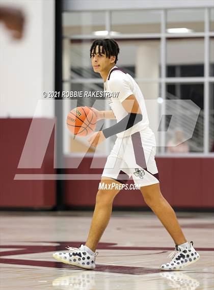 Thumbnail 2 in Athens vs Bullard (Athens Tournament) photogallery.