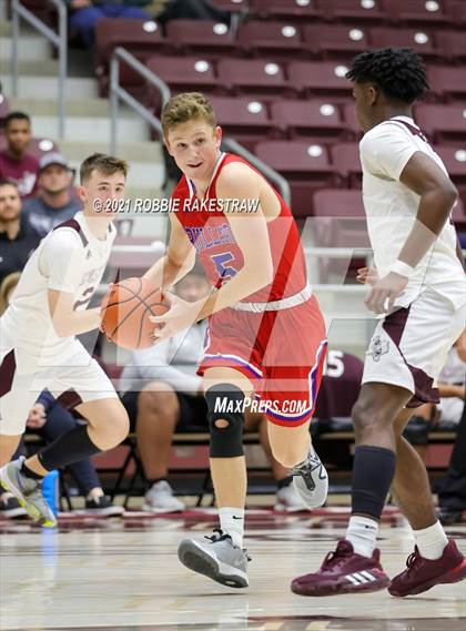 Thumbnail 3 in Athens vs Bullard (Athens Tournament) photogallery.