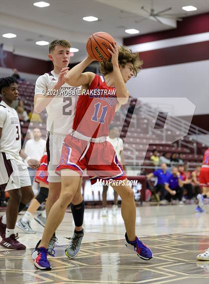 Thumbnail 3 in Athens vs Bullard (Athens Tournament) photogallery.