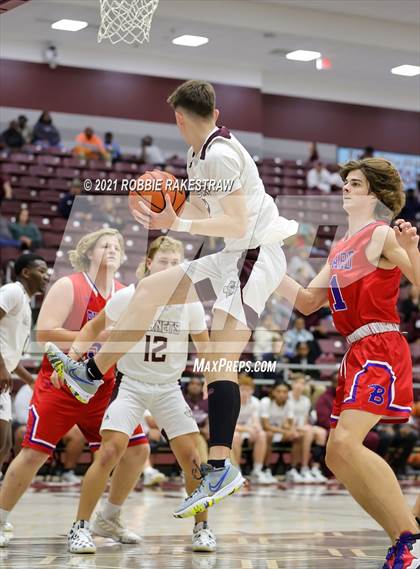 Thumbnail 1 in Athens vs Bullard (Athens Tournament) photogallery.