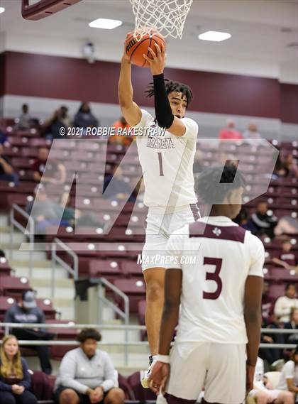 Thumbnail 2 in Athens vs Bullard (Athens Tournament) photogallery.