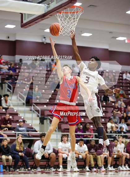Thumbnail 1 in Athens vs Bullard (Athens Tournament) photogallery.
