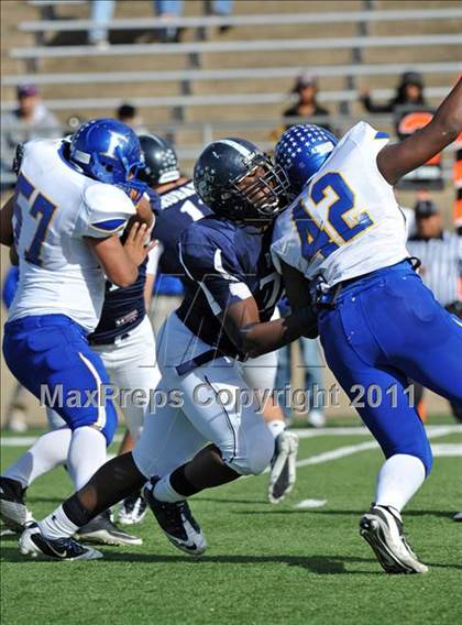 Thumbnail 1 in Wylie East vs. Frisco (4A Division 2 Region 2 Bi-District) photogallery.