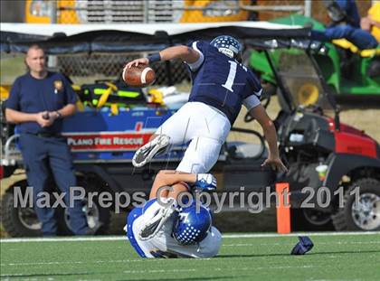 Thumbnail 1 in Wylie East vs. Frisco (4A Division 2 Region 2 Bi-District) photogallery.