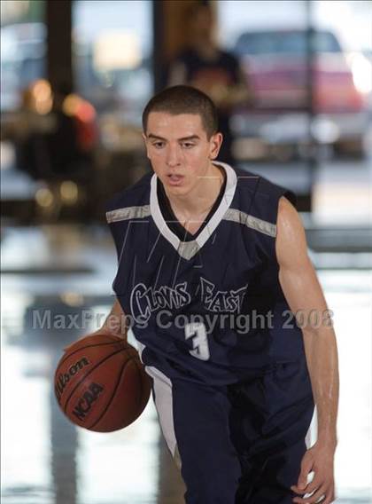 Thumbnail 1 in Clovis East vs. Sylmar (Modesto Christian Classic) photogallery.