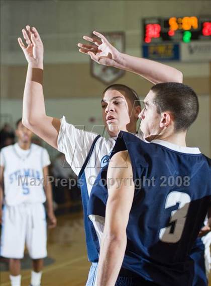 Thumbnail 2 in Clovis East vs. Sylmar (Modesto Christian Classic) photogallery.
