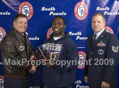 Thumbnail 2 in South Panola Award Ceremony - Dominique Carothers photogallery.