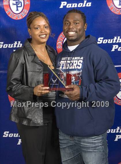 Thumbnail 2 in South Panola Award Ceremony - Dominique Carothers photogallery.