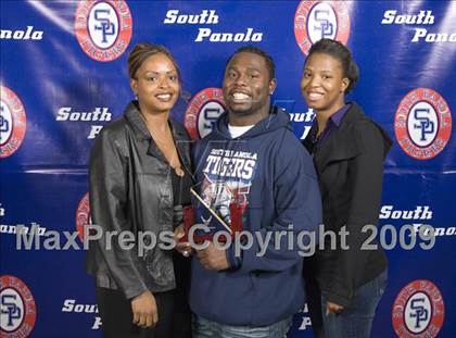 Thumbnail 3 in South Panola Award Ceremony - Dominique Carothers photogallery.