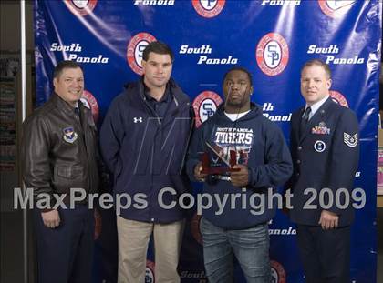 Thumbnail 1 in South Panola Award Ceremony - Dominique Carothers photogallery.