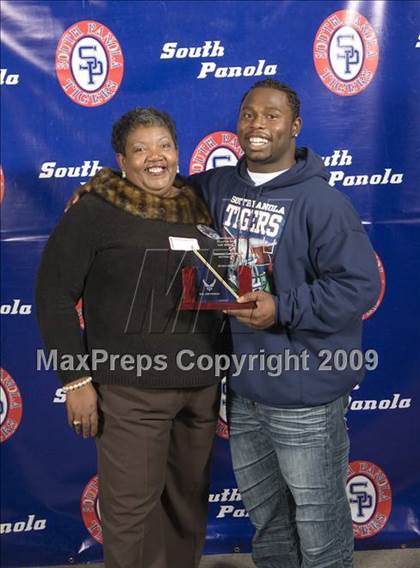 Thumbnail 3 in South Panola Award Ceremony - Dominique Carothers photogallery.