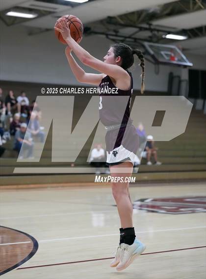 Thumbnail 3 in Alvarado vs. East Bernard (Aggieland Invitational) photogallery.