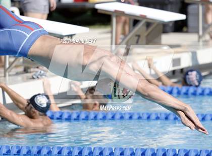 Thumbnail 2 in Wolves Invitational photogallery.