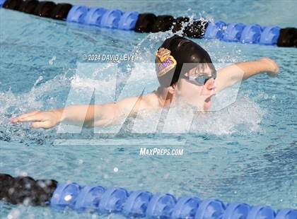 Thumbnail 1 in Wolves Invitational photogallery.
