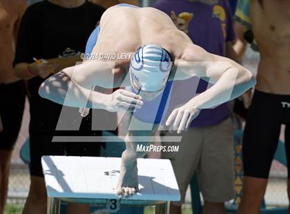 Thumbnail 3 in Wolves Invitational photogallery.