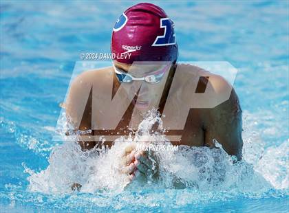 Thumbnail 2 in Wolves Invitational photogallery.