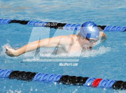 Thumbnail 3 in Wolves Invitational photogallery.