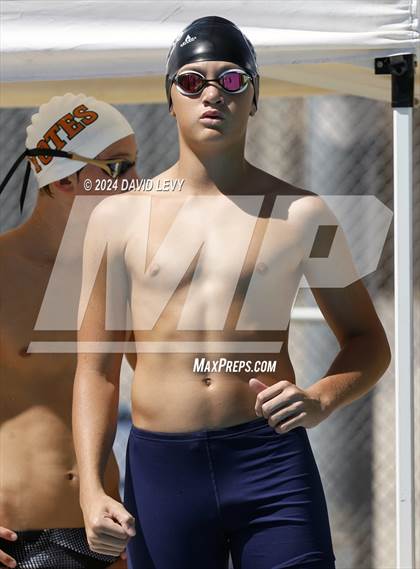 Thumbnail 3 in Wolves Invitational photogallery.