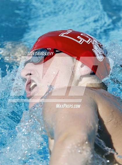 Thumbnail 2 in Wolves Invitational photogallery.