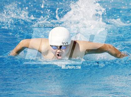 Thumbnail 3 in Wolves Invitational photogallery.