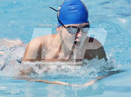 Thumbnail 2 in Wolves Invitational photogallery.