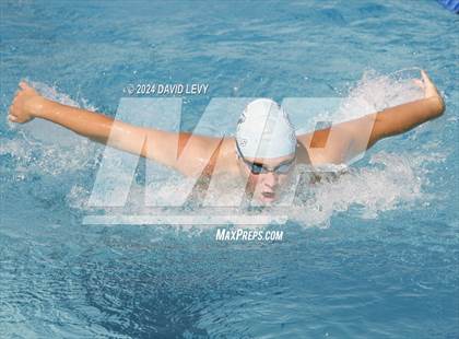 Thumbnail 2 in Wolves Invitational photogallery.