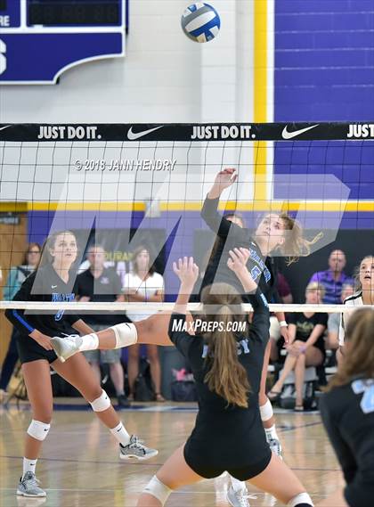 Thumbnail 1 in Walton vs. Mercy (Durango Fall Classic) photogallery.