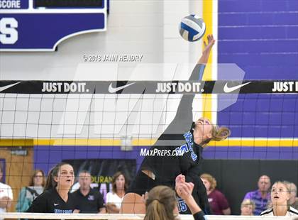 Thumbnail 3 in Walton vs. Mercy (Durango Fall Classic) photogallery.