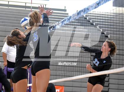 Thumbnail 3 in Walton vs. Mercy (Durango Fall Classic) photogallery.