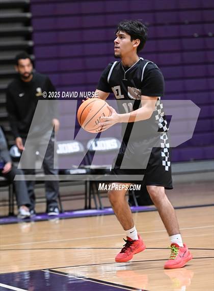 Thumbnail 1 in St. Bonaventure vs. Del Oro photogallery.