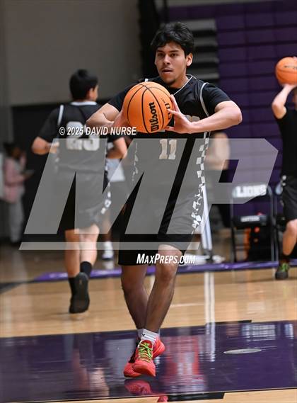 Thumbnail 3 in St. Bonaventure vs. Del Oro photogallery.