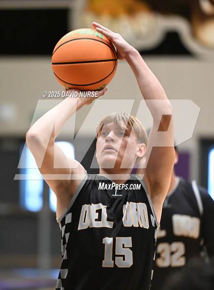 Thumbnail 2 in St. Bonaventure vs. Del Oro photogallery.