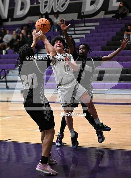 Thumbnail 2 in St. Bonaventure vs. Del Oro photogallery.