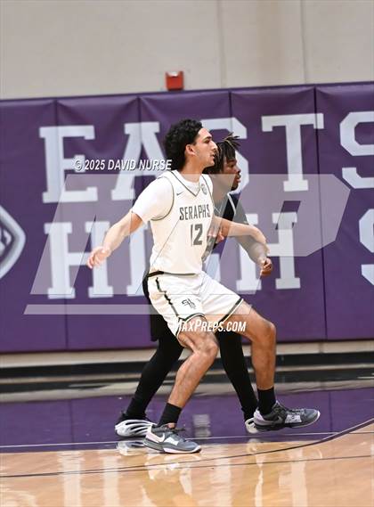 Thumbnail 2 in St. Bonaventure vs. Del Oro photogallery.