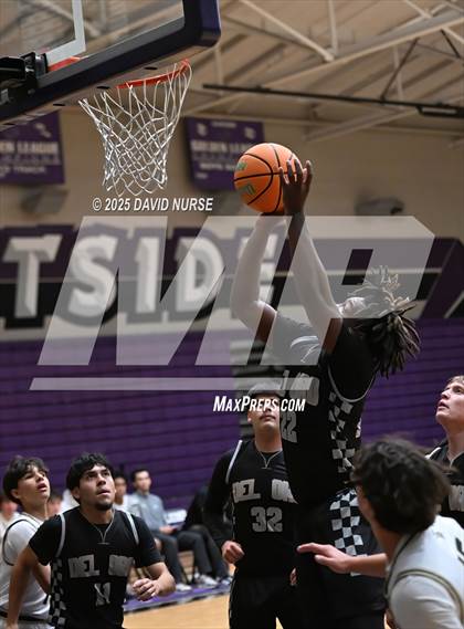 Thumbnail 3 in St. Bonaventure vs. Del Oro photogallery.