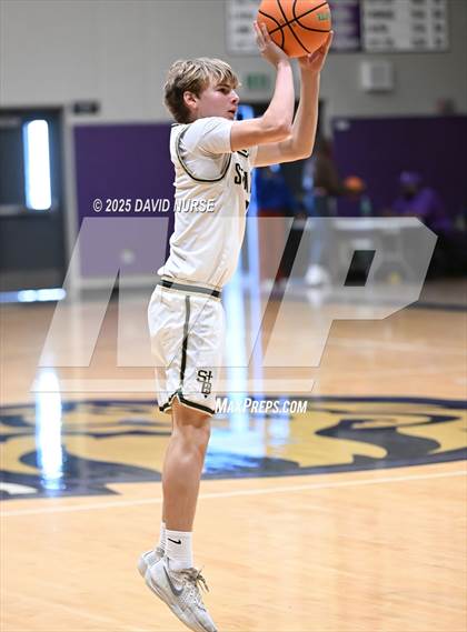 Thumbnail 1 in St. Bonaventure vs. Del Oro photogallery.